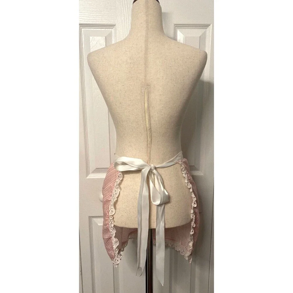 Vtg Handmade Half Apron Lace Red White Diner Pocket Ribbon Bow Cottagecore Chic - Picture 6 of 9